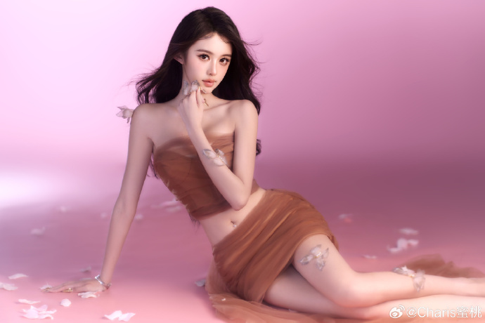 在厨房和少妇站着做受小说